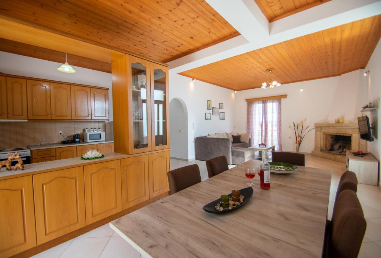 Family Private Homes & Sea View Lithakia  外观 照片