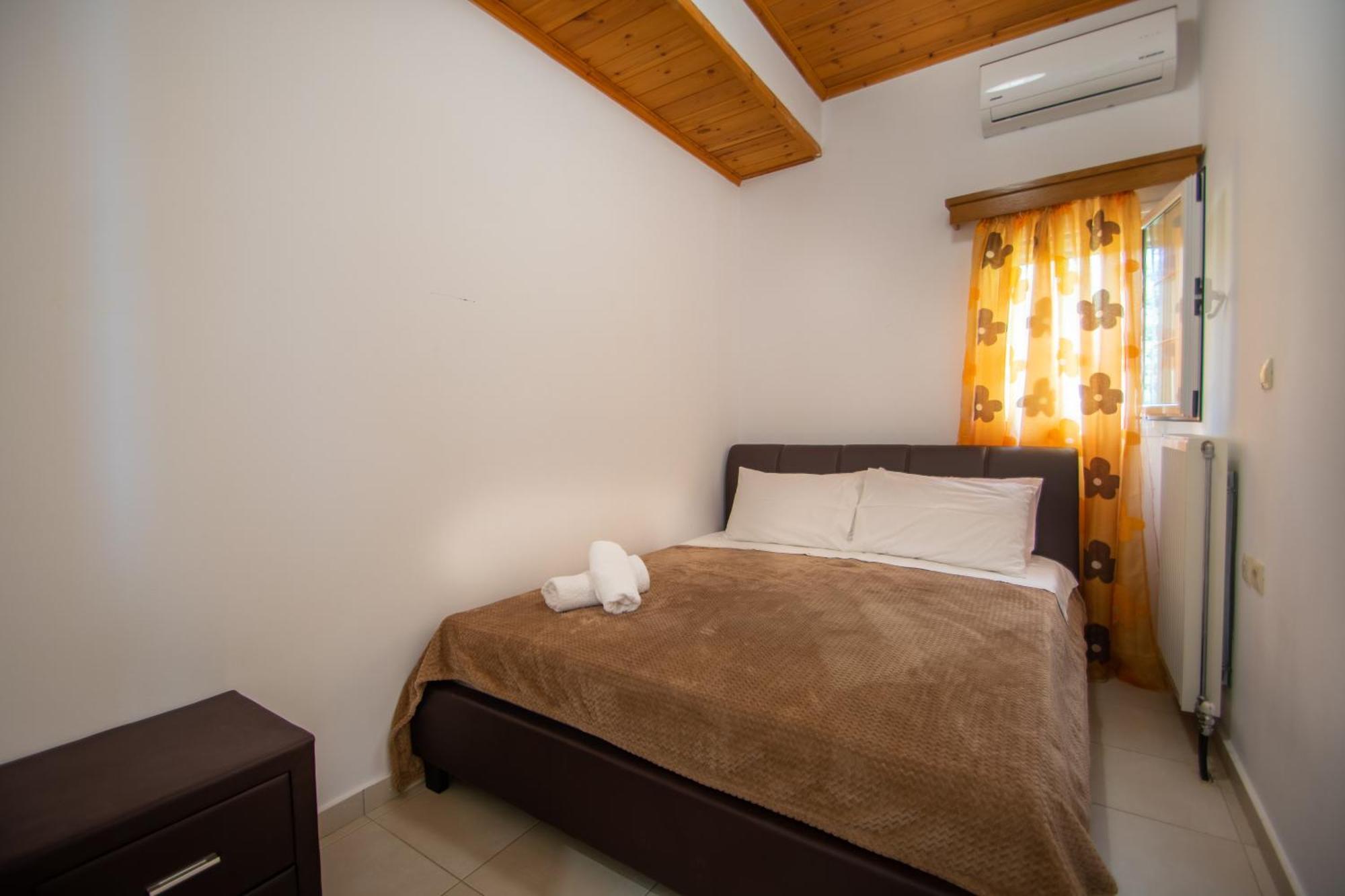 Family Private Homes & Sea View Lithakia  外观 照片