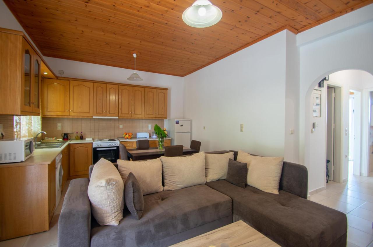 Family Private Homes & Sea View Lithakia  外观 照片