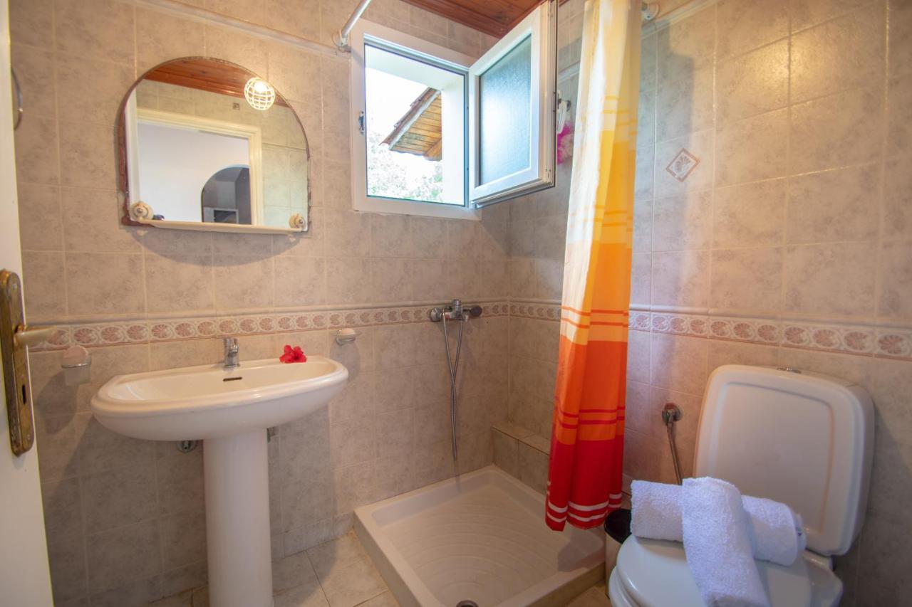 Family Private Homes & Sea View Lithakia  外观 照片
