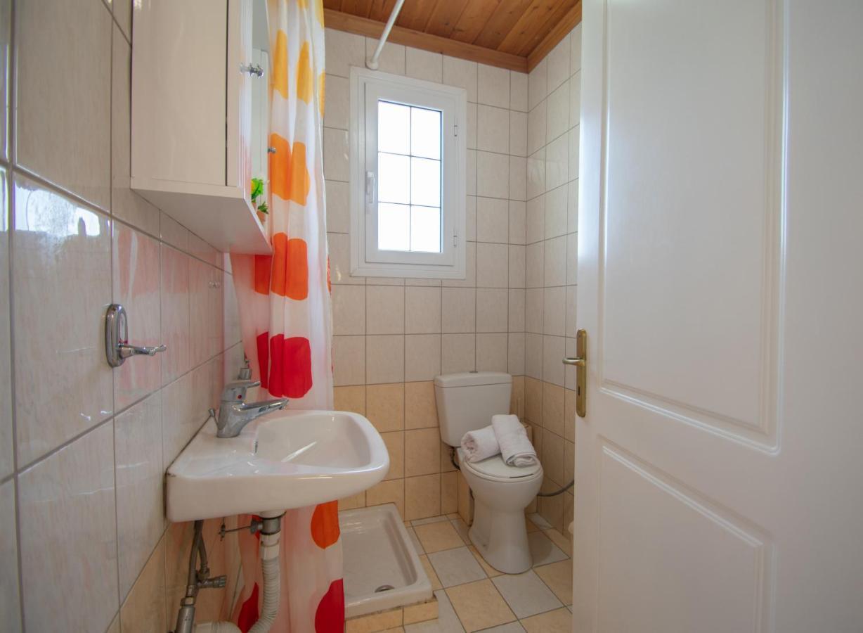 Family Private Homes & Sea View Lithakia  外观 照片