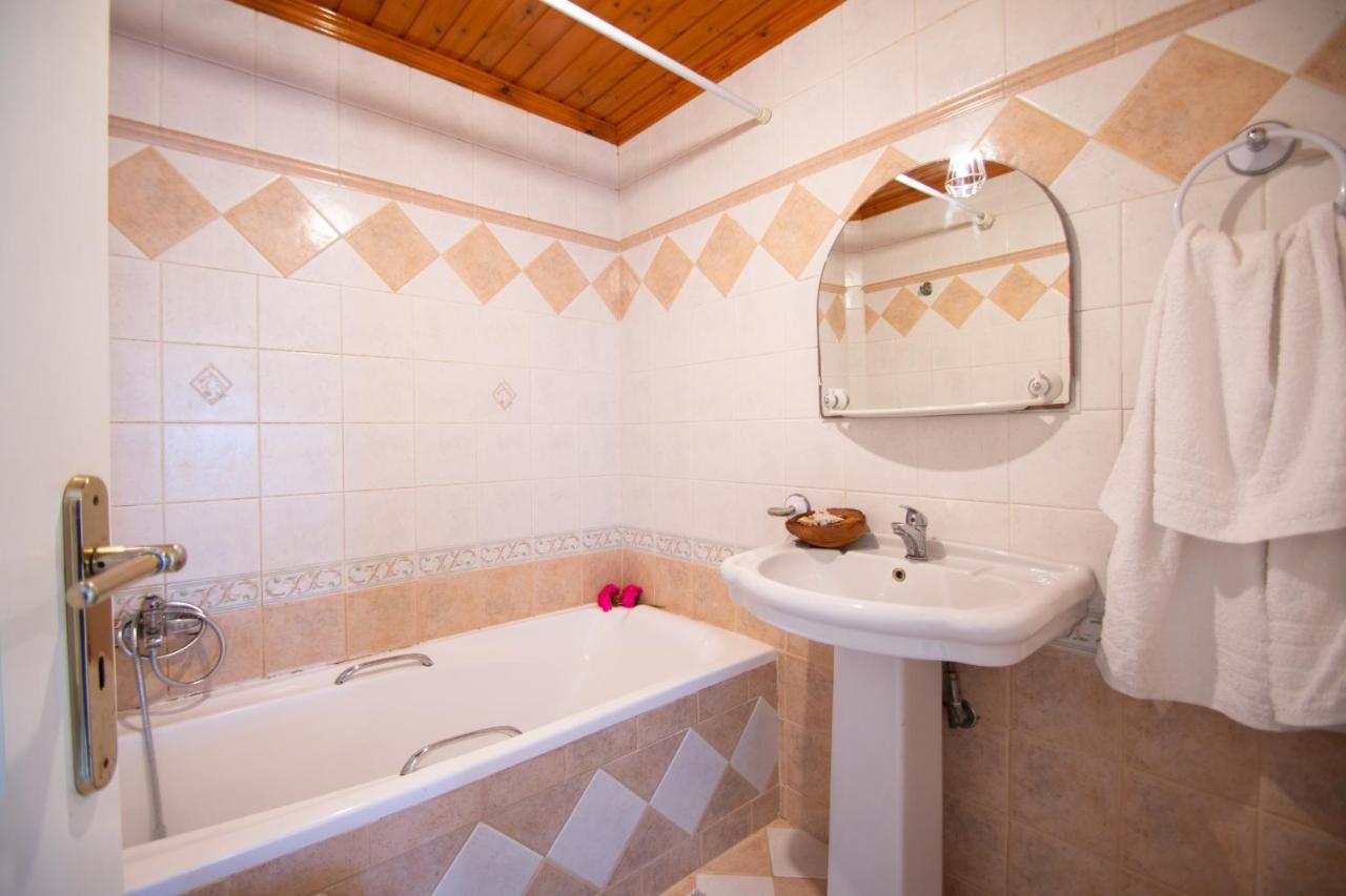 Family Private Homes & Sea View Lithakia  外观 照片