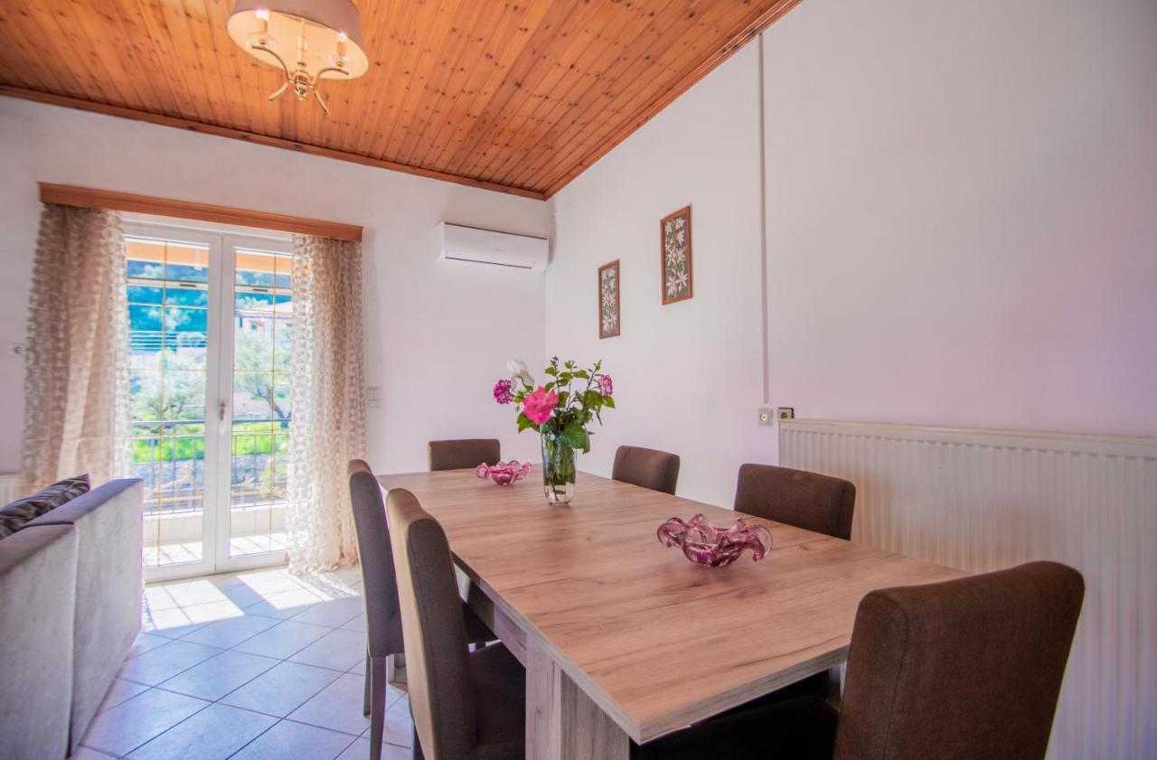 Family Private Homes & Sea View Lithakia  外观 照片