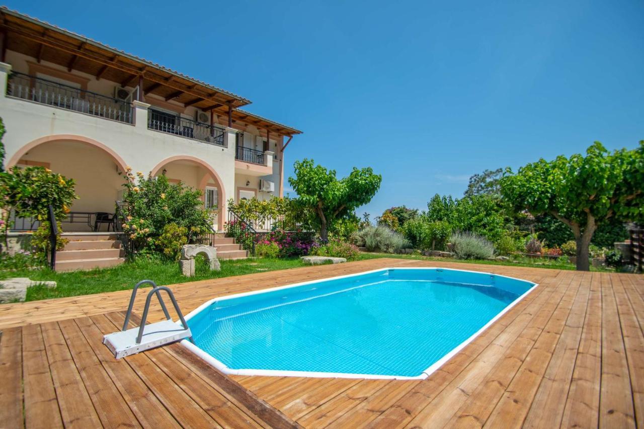 Family Private Homes & Sea View Lithakia  外观 照片